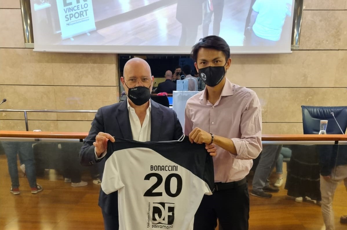 Pallamano Carpi premiata dal Presidente dell’Emilia-Romagna Stefano Bonaccini