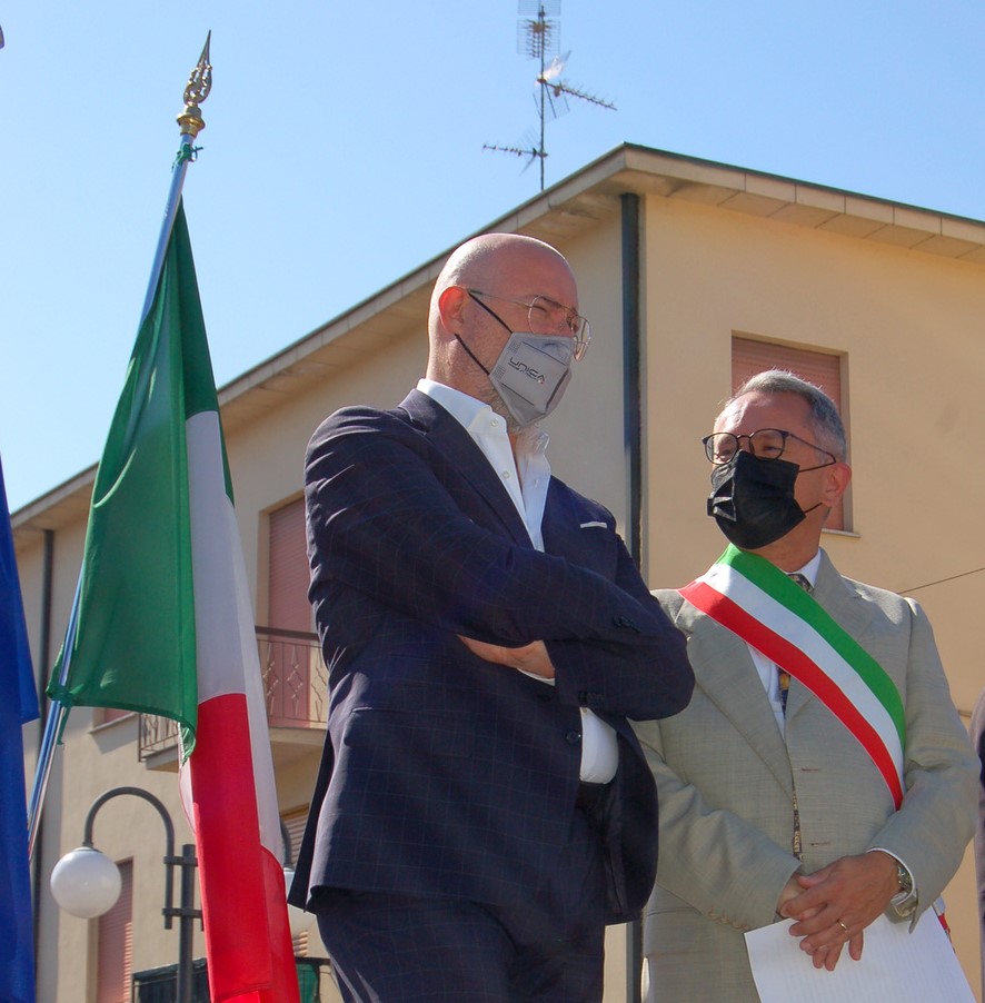 Novi di Modena – Rinasce una parte di Piazza I maggio