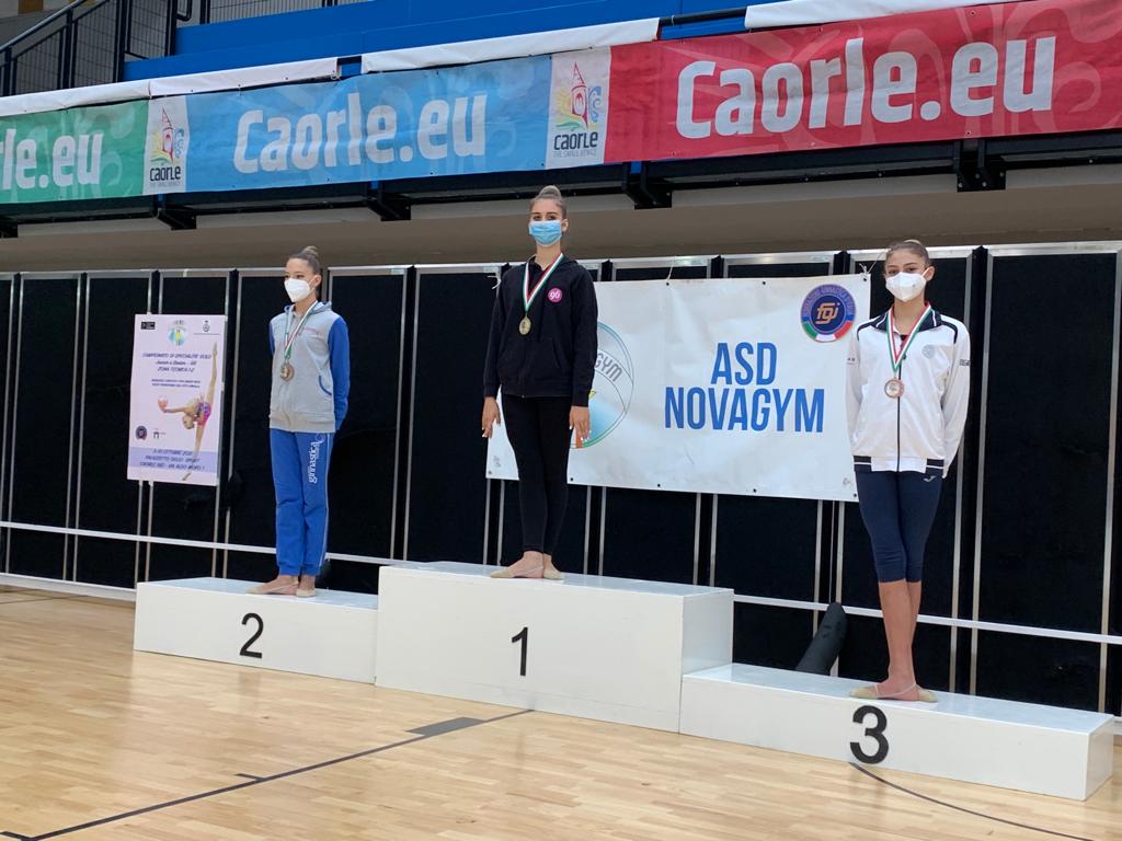 Ginnastica ritmica Giardino, bronzo a Caorle per Emma Goldoni