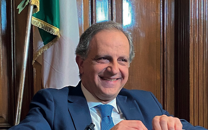 Giornali: carta e on-line possono convivere