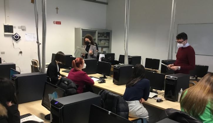 Meucci, filiali aziendali a scuola