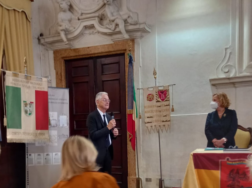 Premio Tanzella 2022 al carpigiano Roberto Riccò