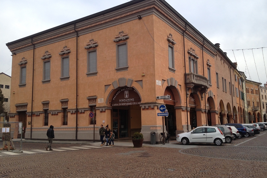 Tre liste in attesa del voto