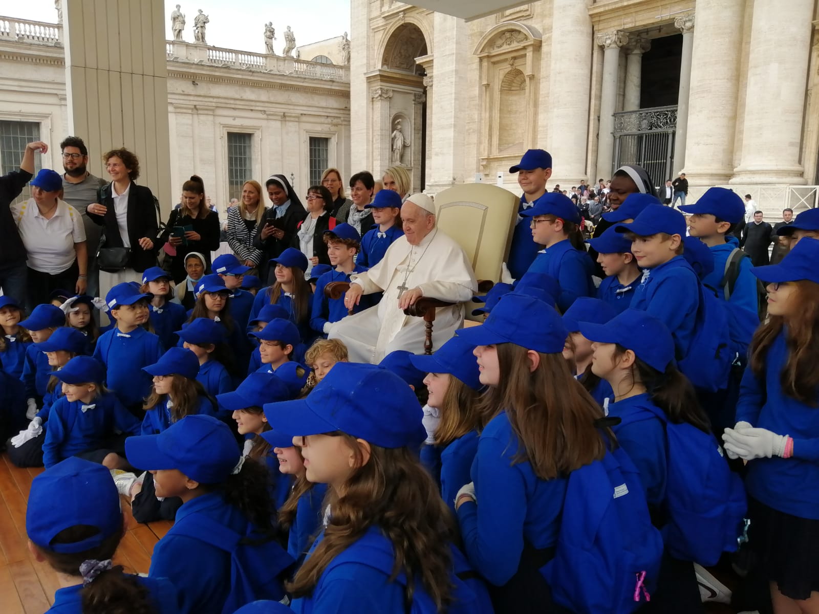 Il “Coro Voci e Mani Bianche” da papa Francesco