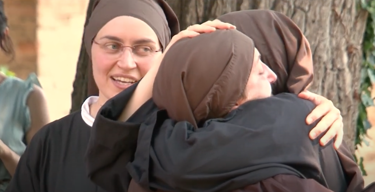 Celebrazione eucaristica per la professione solenne di suor Gloria Betel. Il video integrale