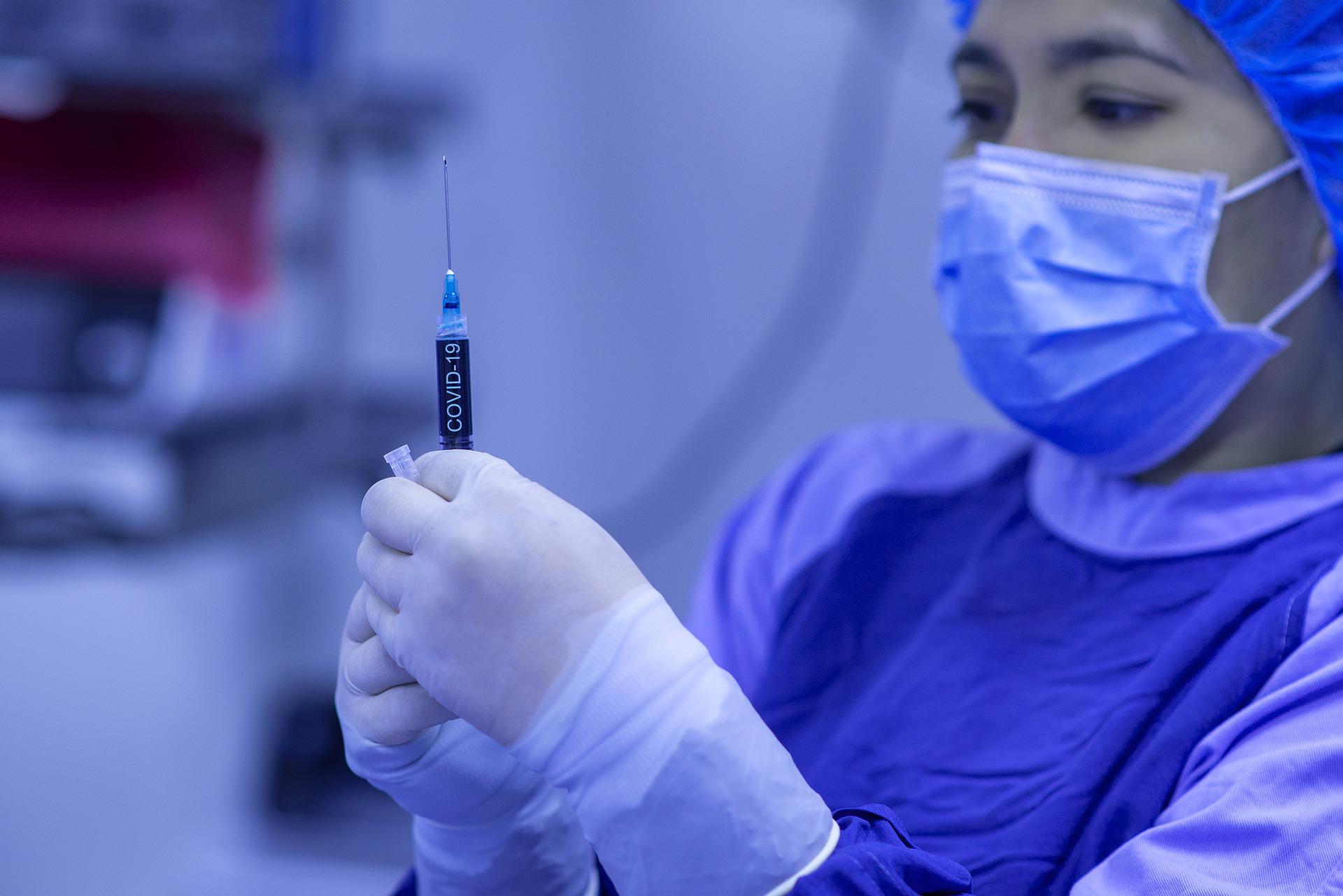 Covid. Ci si potrà vaccinare anche dal medico di famiglia