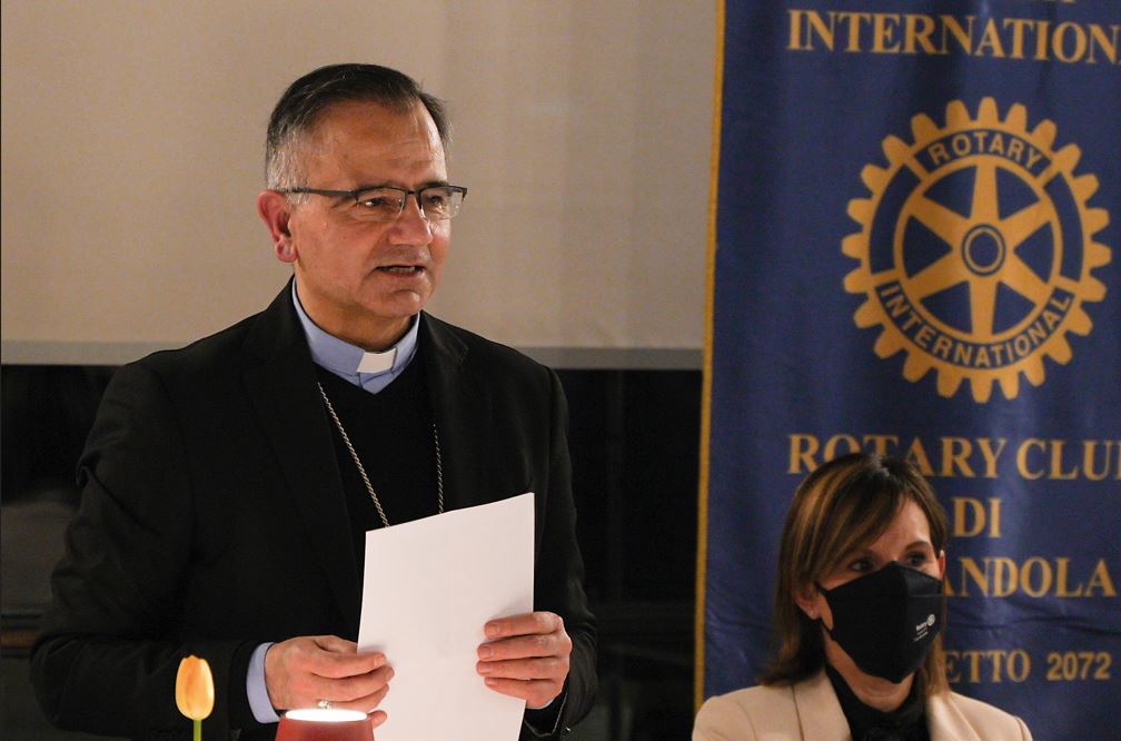 Dalla pandemia abbiamo imparato a distinguere l’essenziale dall’accessorio