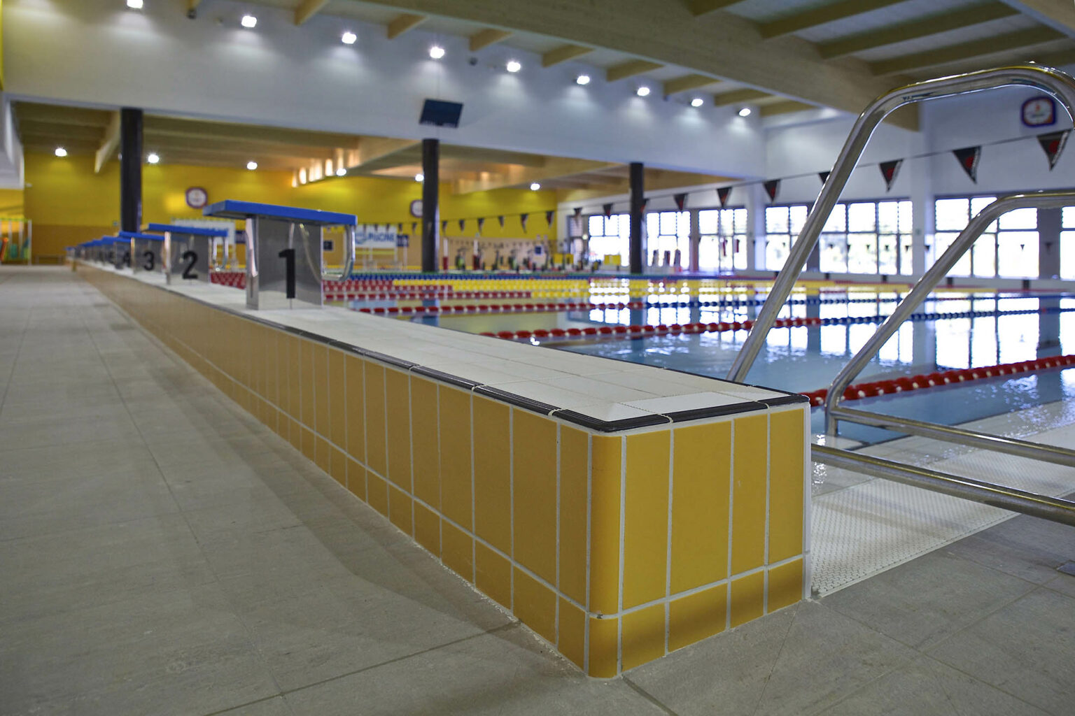 Nelle piscine comunali nuove misure per contrastare il caro-energia
