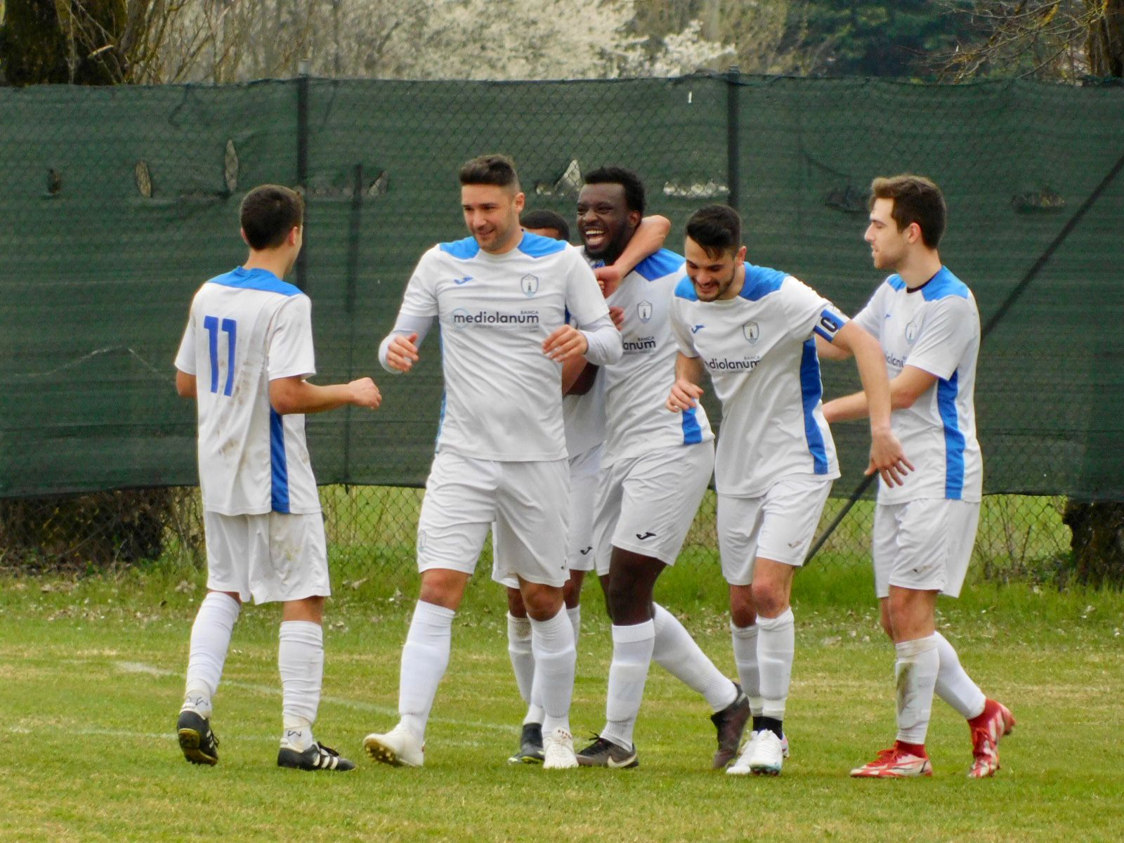 Calcio, lo United batte la Solarese ed aggancia la vetta