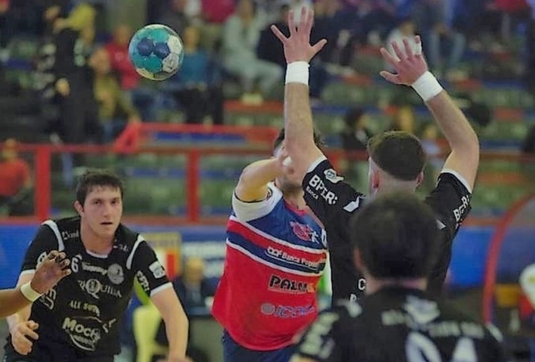 Pallamano, per Carpi reazione tardiva. Fondi vittorioso 29-27