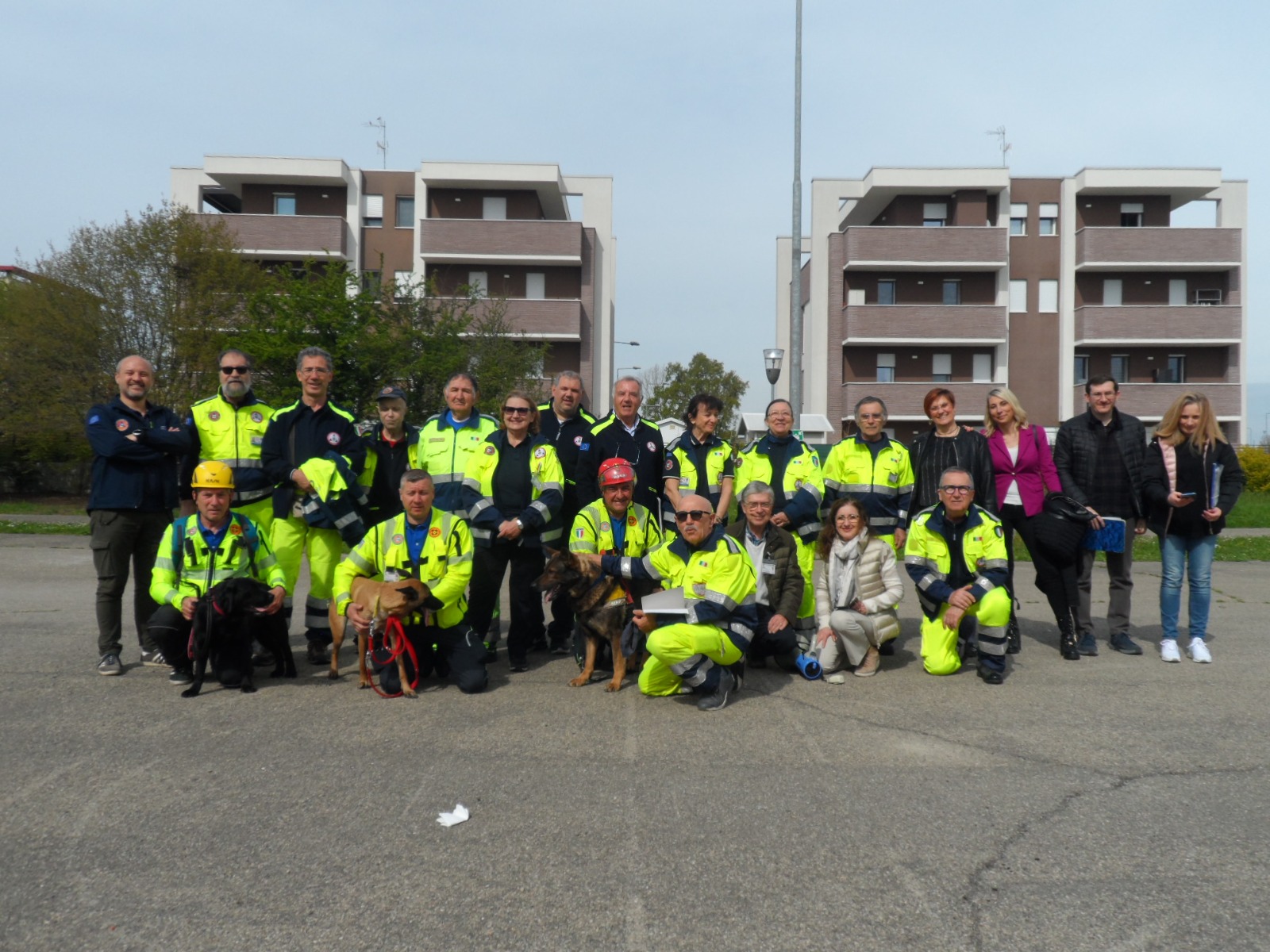 Protezione civile: prova d’evacuazione alle medie Fassi