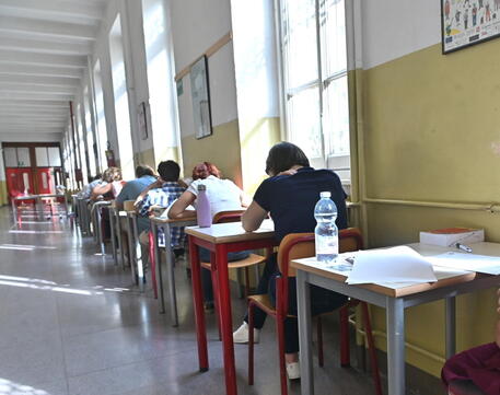 Esami di maturità: per la prova scritta di italiano la traccia più scelta è stata quella sul valore dell’attesa