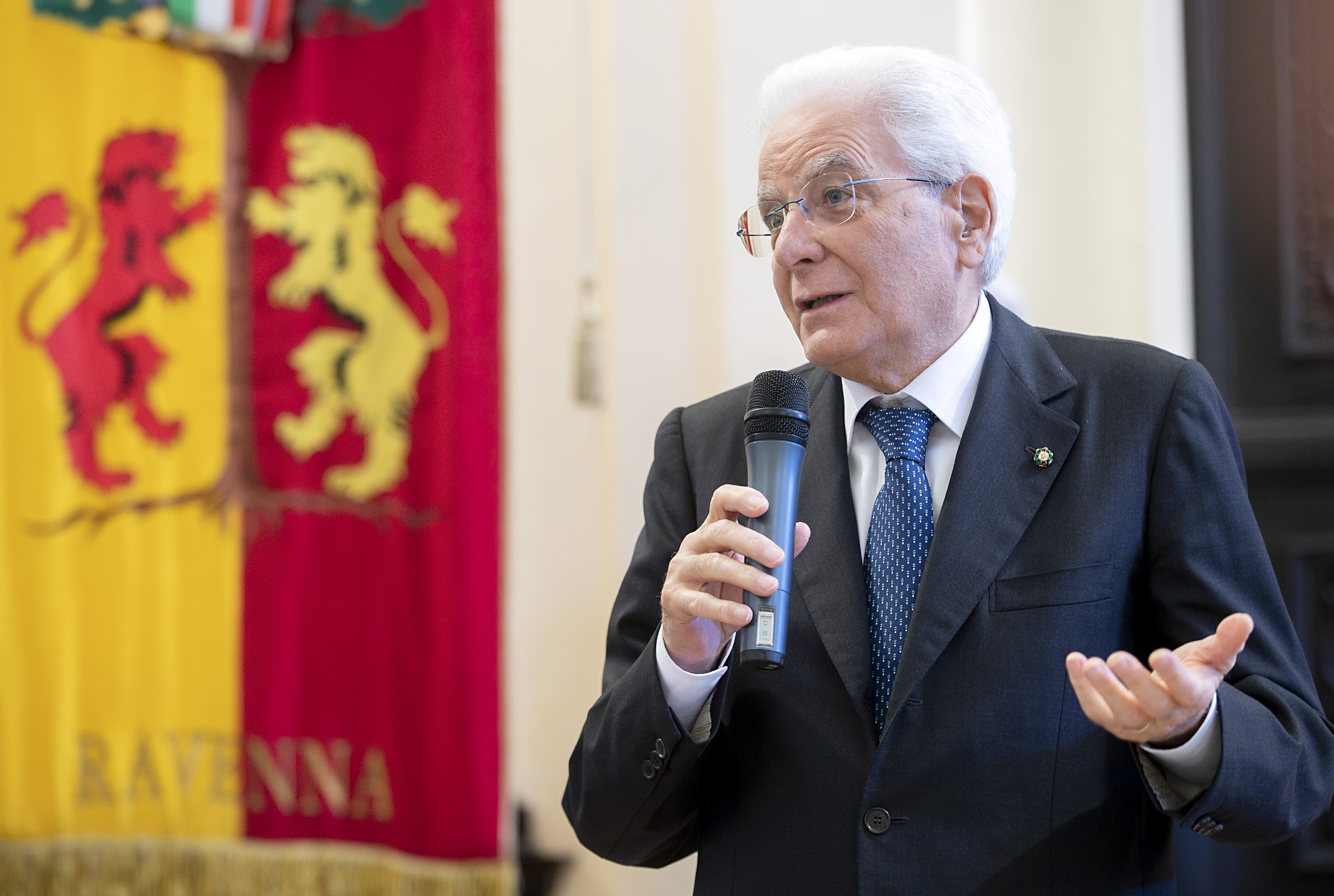 Editoriale – Il presidente della Repubblica Sergio Mattarella ha scritto un articolo per i settimanali cattolici