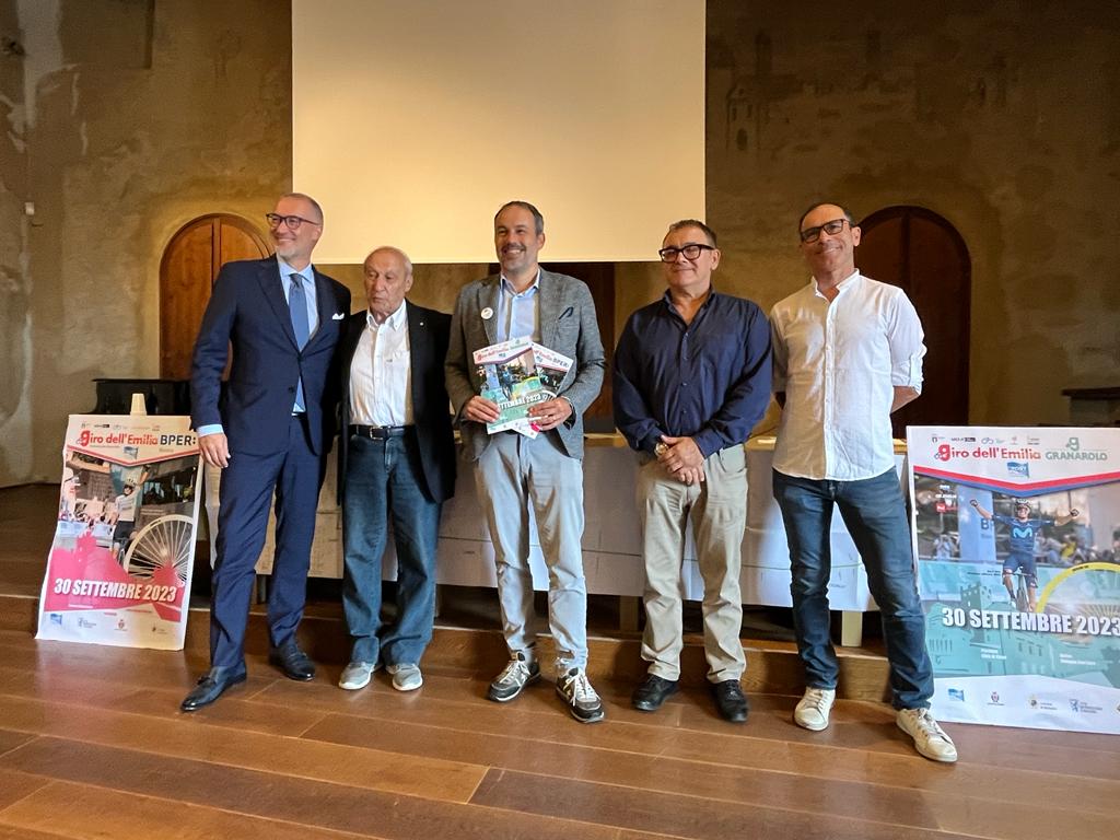 Sport, Carpi e ciclismo: un binomio vincente. Ecco la presentazione del “Giro dell’Emilia”