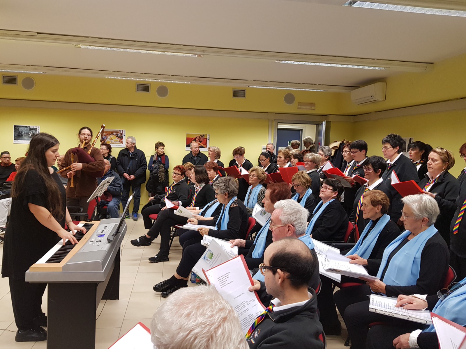 Felici di essere solidali