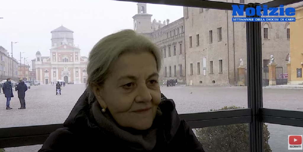 Betty Pedrazzi sul palcoscenico del Teatro della sua città natale Carpi