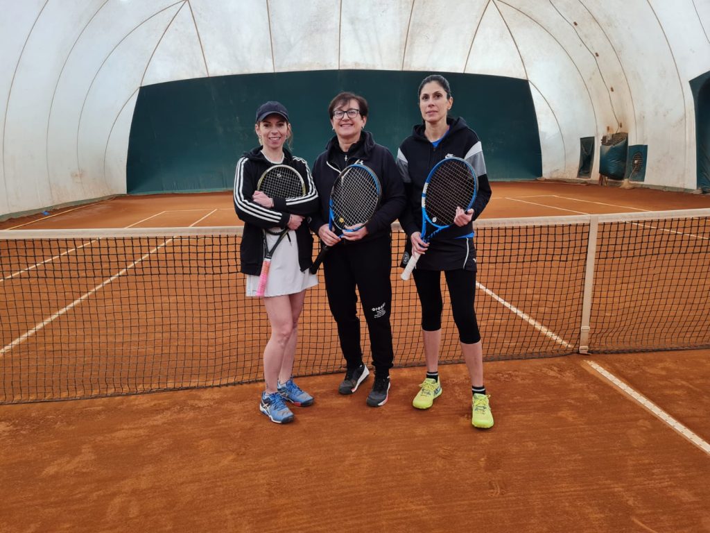 Tennis, over 40 femminile le Green Ladies del Club Giardino accedono