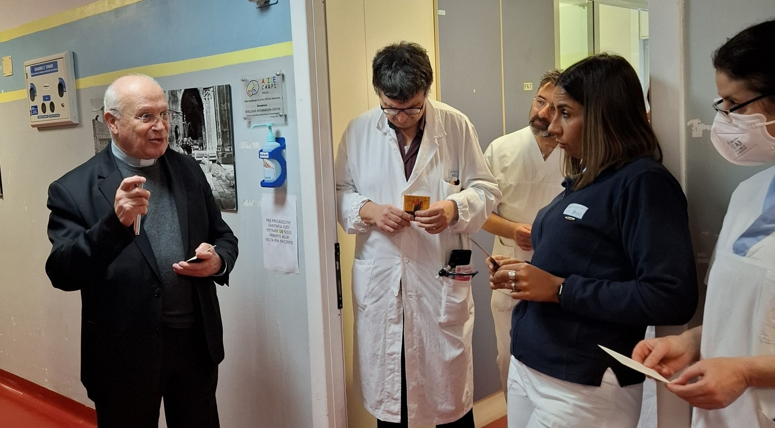 Giornata del malato, monsignor Manicardi in visita all’Ospedale di Carpi