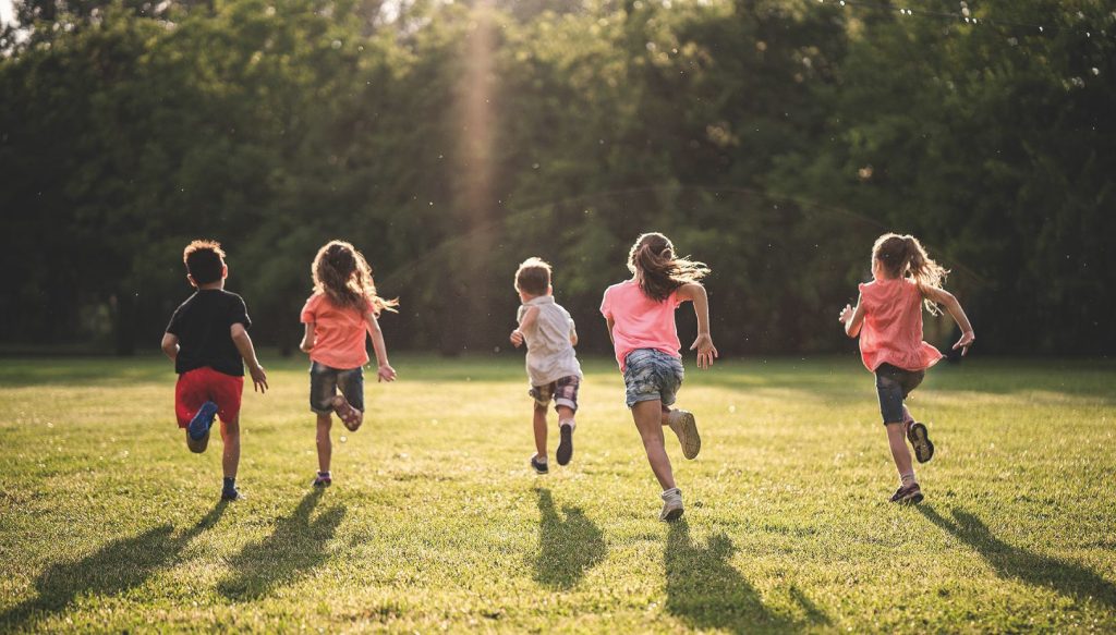 Quando la scuola suona la campanella, per molti bambini carpigiani l'avventura non finisce