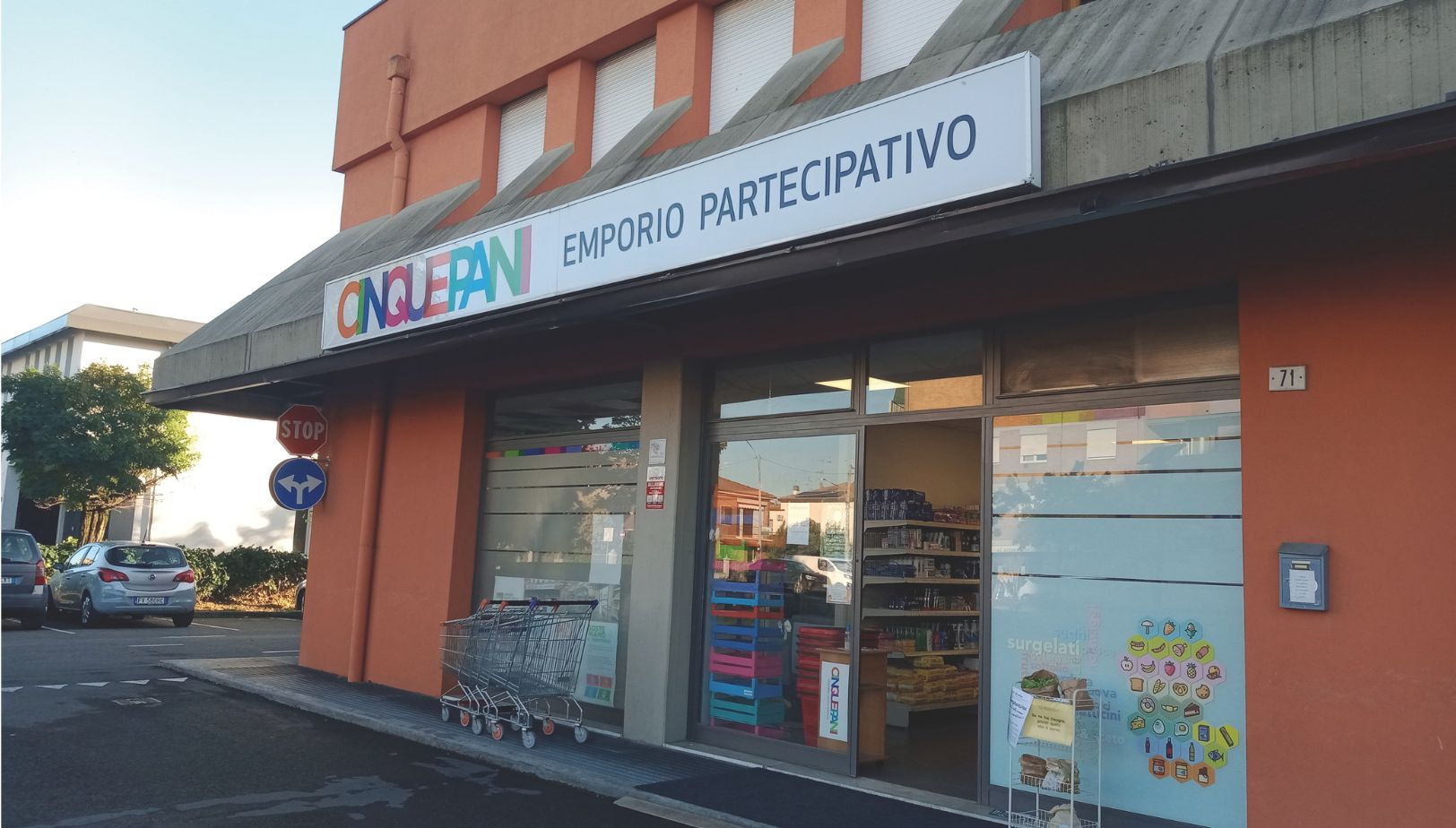 Solidarietà, iniziativa di Caritas Parrocchiali ed Emporio Cinquepani Solidarietà, iniziativa di Caritas Parrocchiali ed Emporio Cinquepani