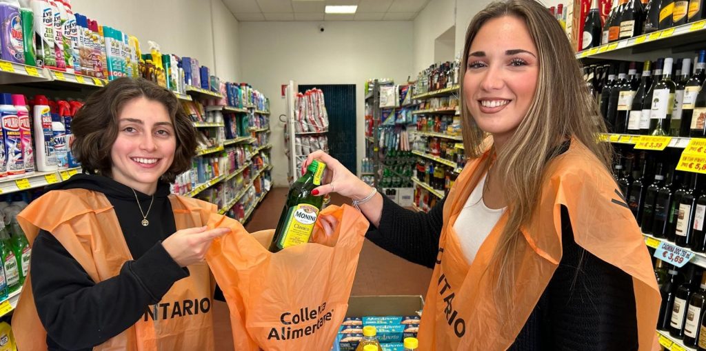 La spesa della solidarietà torna nelle nostre piazze