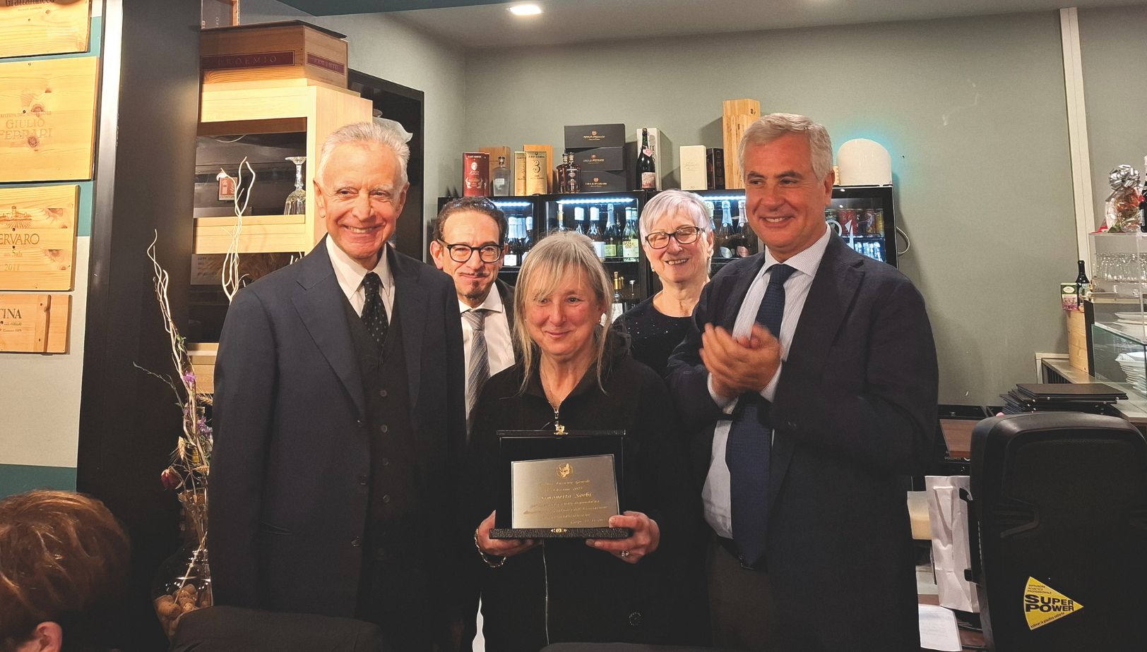 Associazione pazienti tiroidei di Carpi ha premiato Simonetta Sorbi quale “Paziente gentile” dell’anno